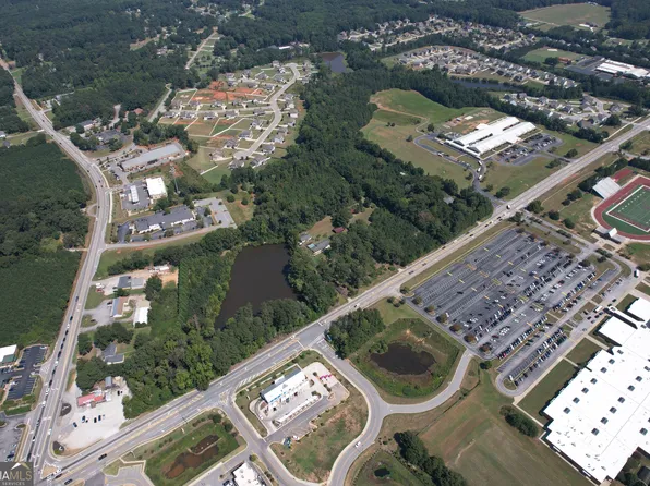 103 & 167 E Lake Rd, McDonough, GA 30252