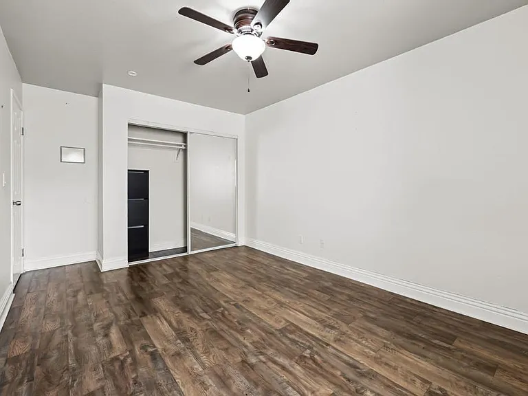 4775 Seminole Dr #105 — Photo 18