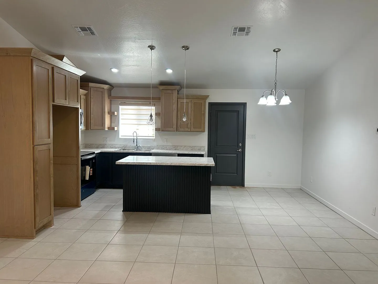 Brand New & Move-In Ready! — Photo 2