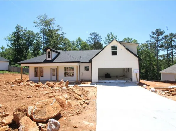 243 Cassidy Trl, Douglasville, GA 30134