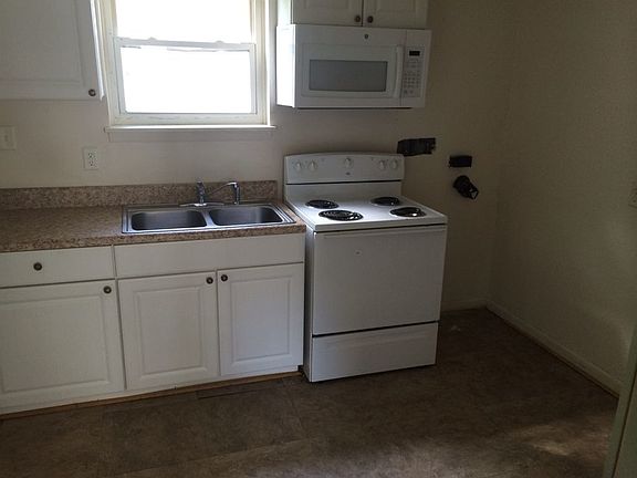 2nd image of 3024-B North Ave