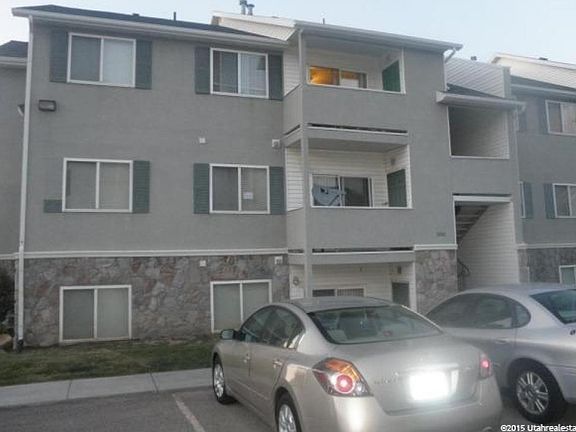 2nd image of 8086 W Copperfield Pl Unit 21