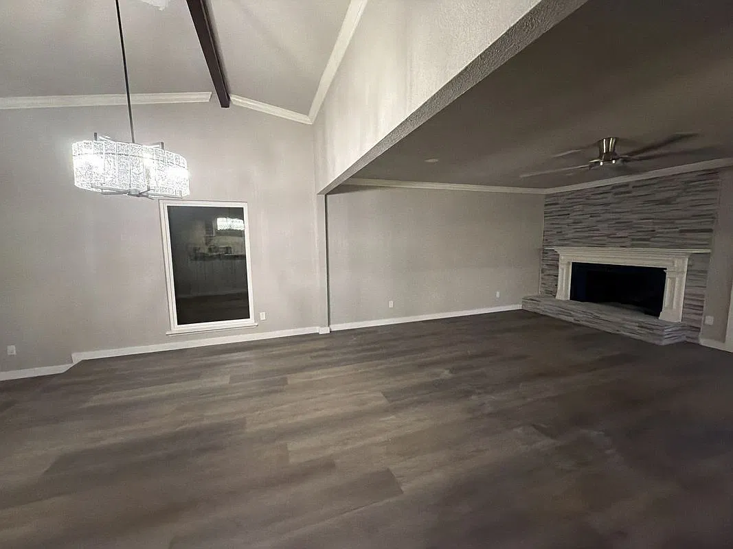 4 bed, 2.0 bath, 2157 sqft, $2,500 — Photo 3