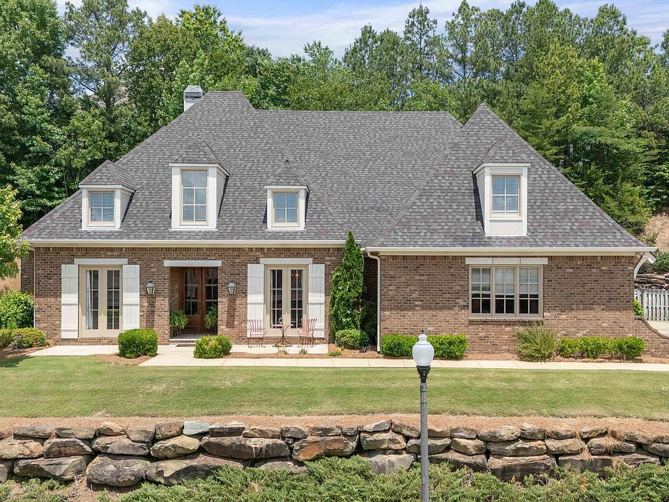 1st image of 2321 Bellevue Ct