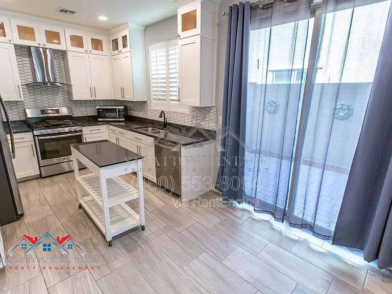 3738 E Dogwood Dr — Photo 14