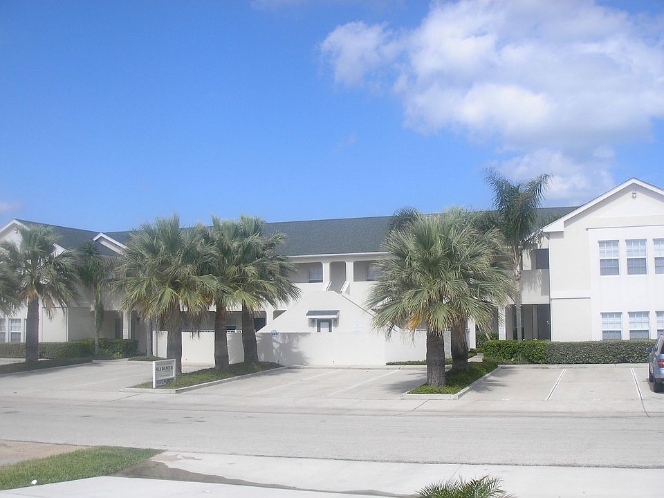 Sea Dancer Condominiums