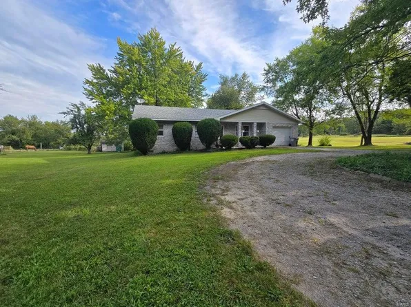 16429 Foxtail Rd, Lebanon, MO 65536