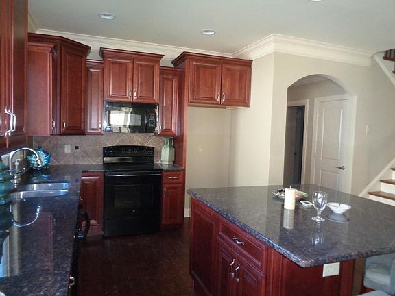 3rd image of 12145 Woodhollow Ln