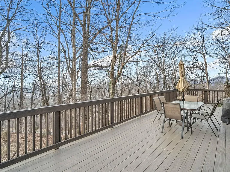 888 White Oak Mountain Rd — Photo 16