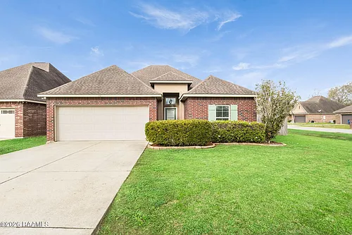 205 Quiet Bluff Dr Photo 1