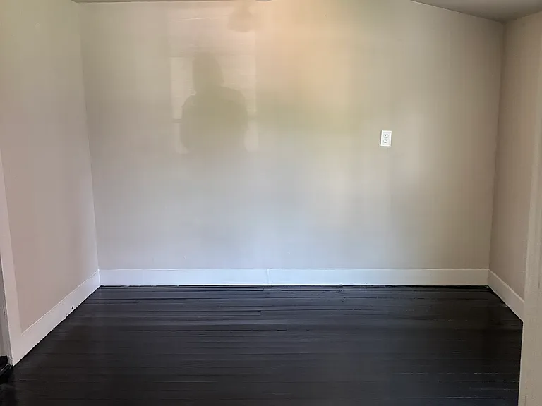 122 S Main St — Photo 16