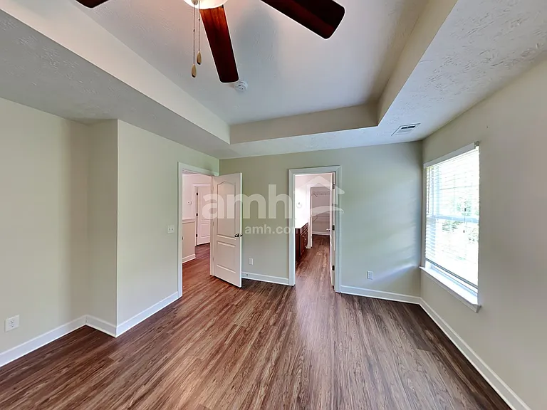6947 Calderwood Dr — Photo 6