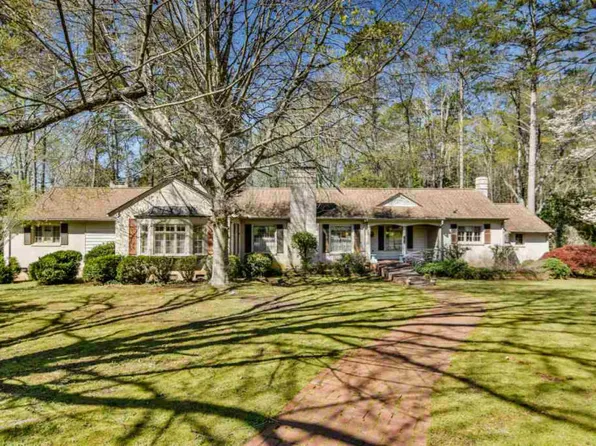 100 S Poplar St, Seneca, SC 29678