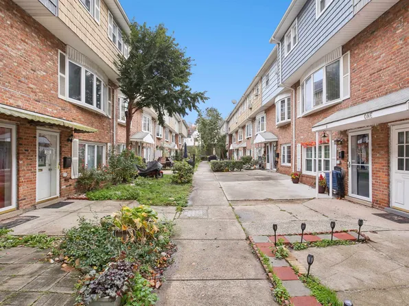 11 Elna Court image 30 of 30