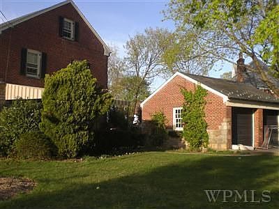 2-Car Detached Garage