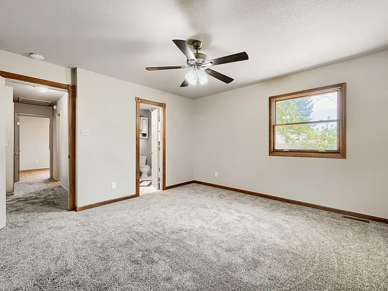 2821 E Serendipity Cir — Photo 17