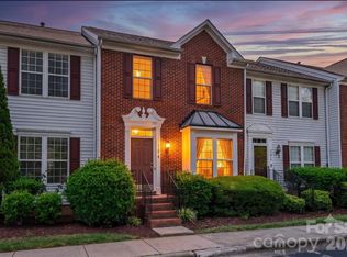 11018 Garden Oaks Ln, Charlotte, NC 28273