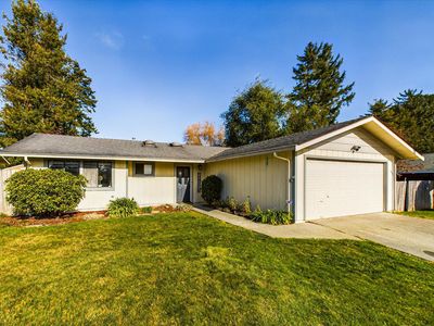 1951 Holly Dr, McKinleyville, CA, 95519