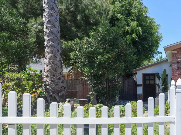 842 W Oliver St, San Pedro, CA 90731
