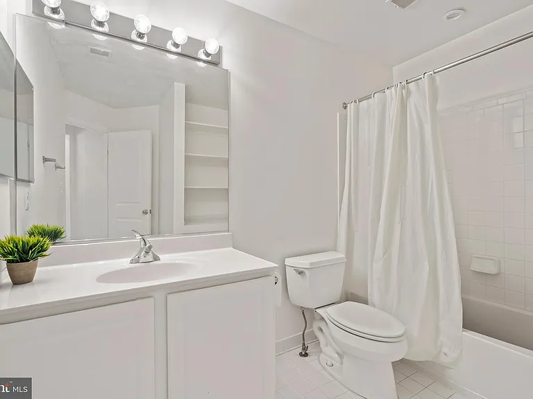22839 Vickery Park Dr — Photo 29