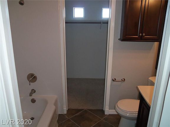 5th image of 1089 Sweeping Vine Ave #1089