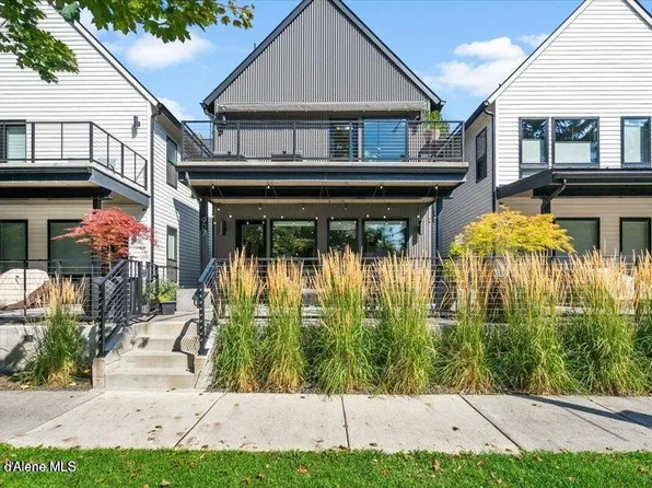 907 E Sherman Ave, Coeur D Alene, ID 83814