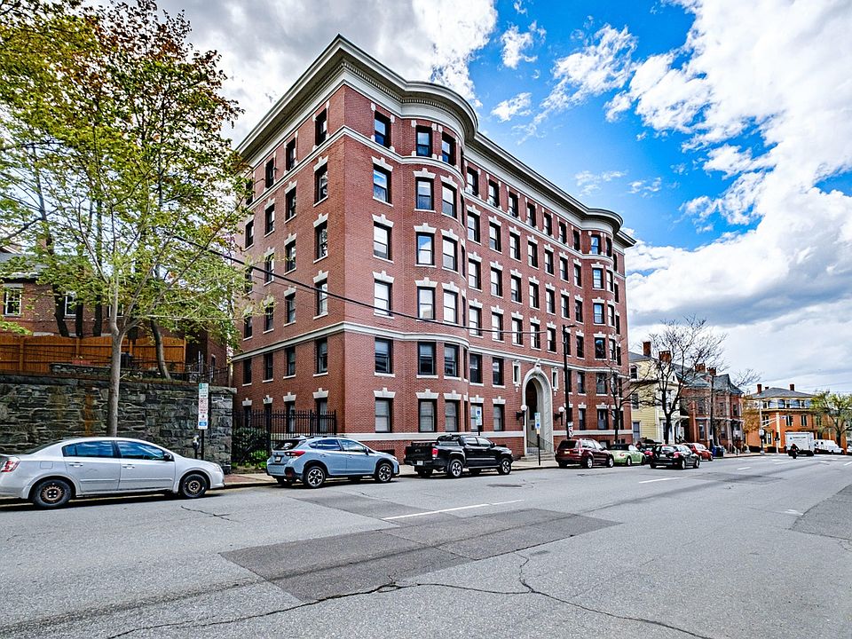 180 High St.