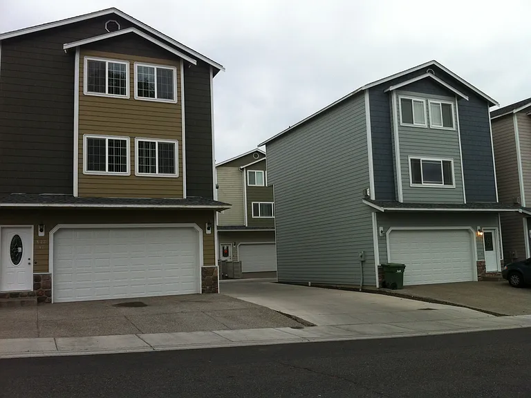 614 S 5th St #B-2 — Photo 1