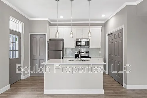 1200 Allen Ave #2R Photo 1