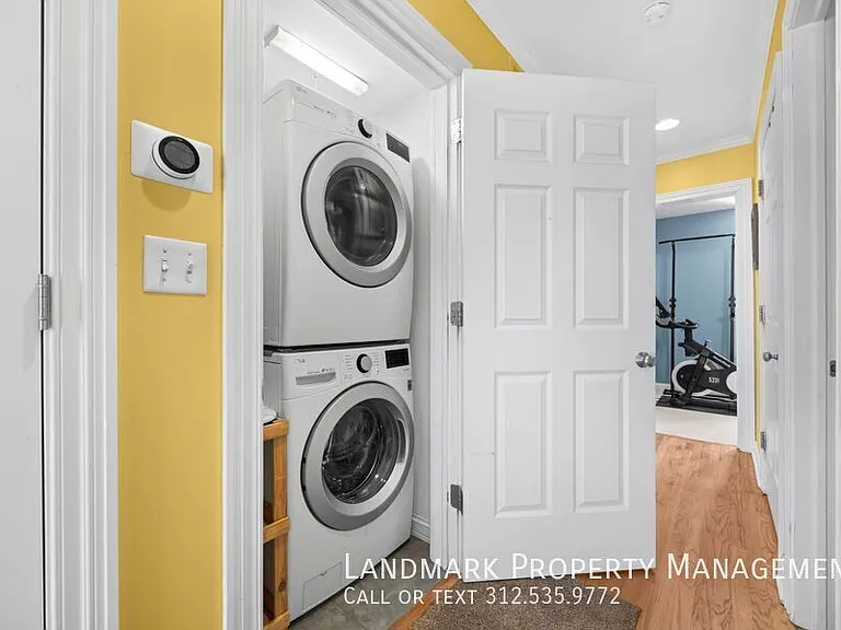 1152 W Roscoe St #2E — Photo 22