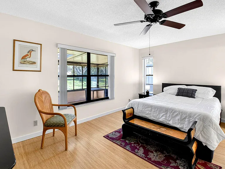 10938 Roebelini Palm Ct #B — Photo 18