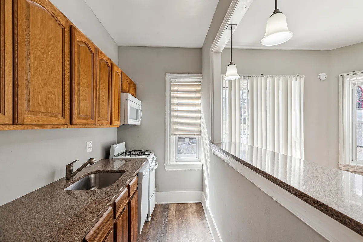 Building Photo - 501 N 35th St