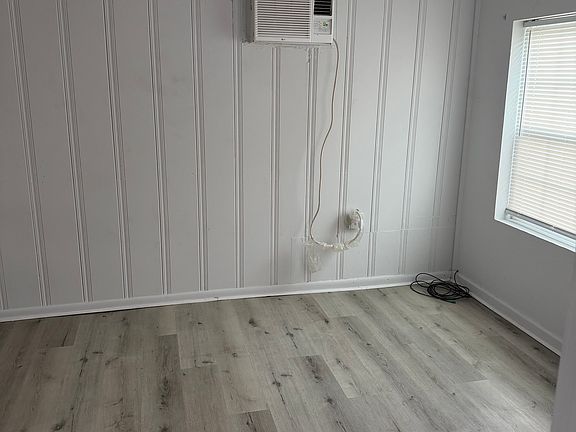 3rd image of 742 Main St #2