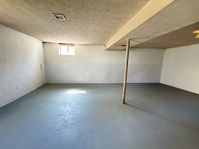 735 Eden Ct — Photo 12