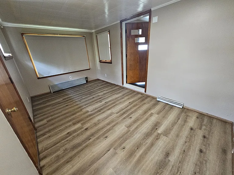 215 Matta Ave — Photo 2