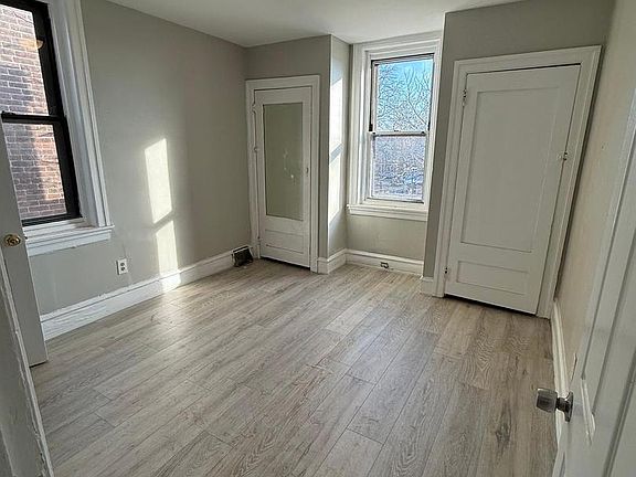 4th image of 4843 N Palethorp St