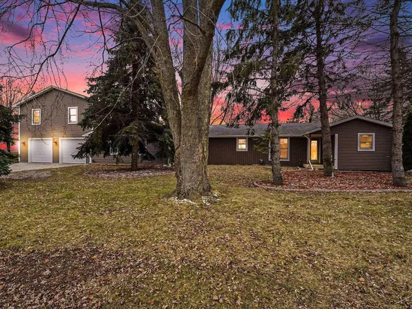 2148 Wheeler Rd, Bay City, MI 48706