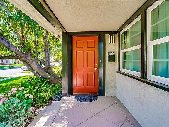 4th image of 440 S Carmelo Ave