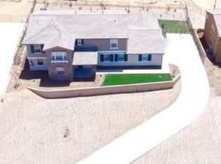 1456 S Center St, Redlands, CA 92373