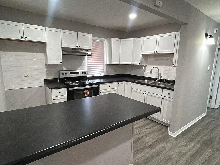 Chelsea Garden LLC — Photo 1