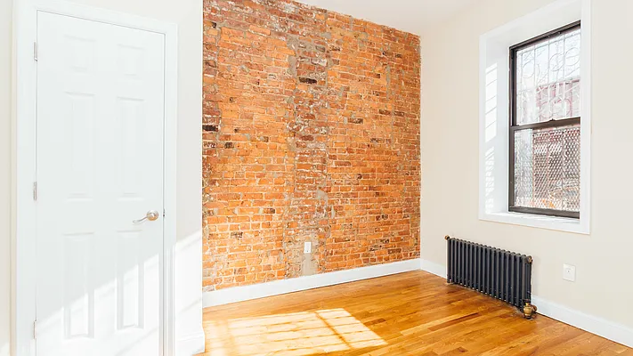 Rented by Nooklyn NYC LLC | media 12