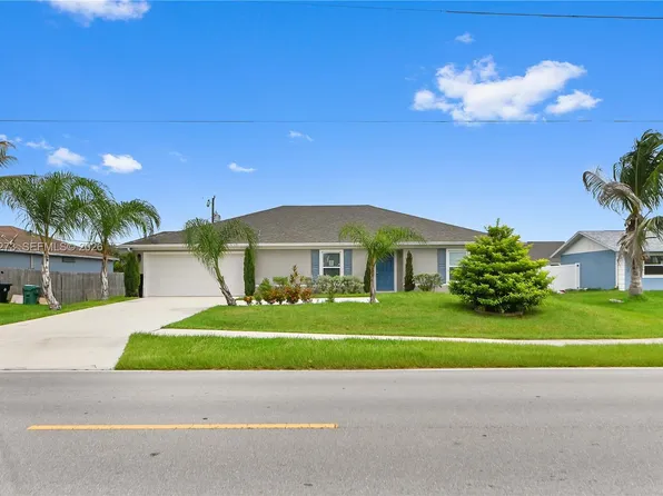 361 SW Thornhill Dr, Port Saint Lucie, FL 34984