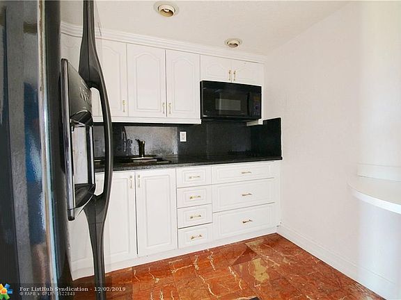 2nd image of 8851 Sunrise Lakes Blvd APT 213
