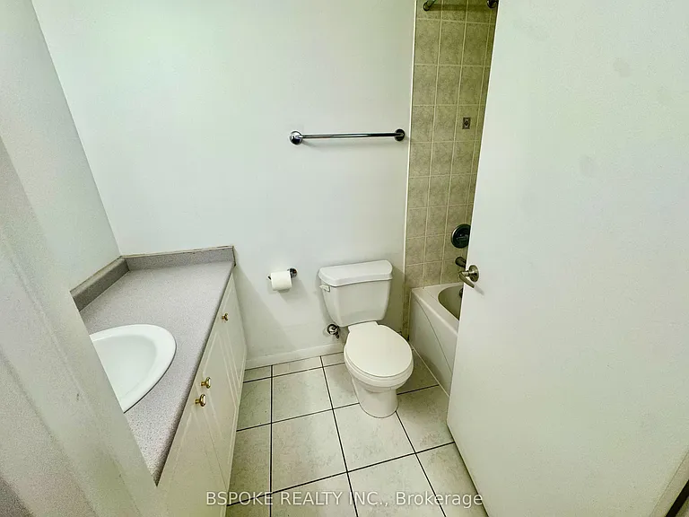 2464 Weston Rd #808 — Photo 8