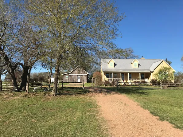 6130 Homeland Ln, Brenham, TX 77833