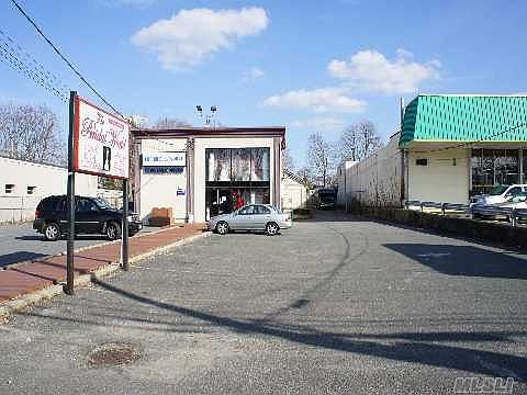 1st image of 2473 Grand Ave