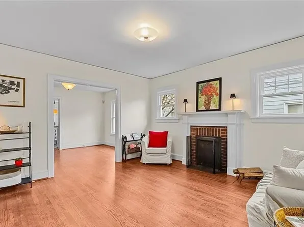 (undisclosed Address), Greensboro, NC 27403