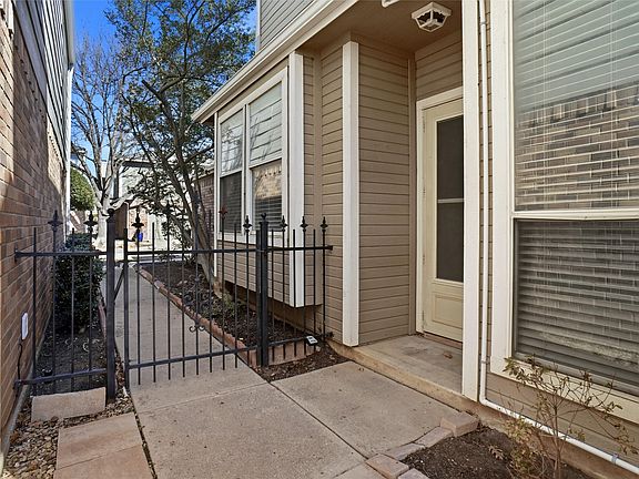 2nd image of 1923 Maplewood Trl