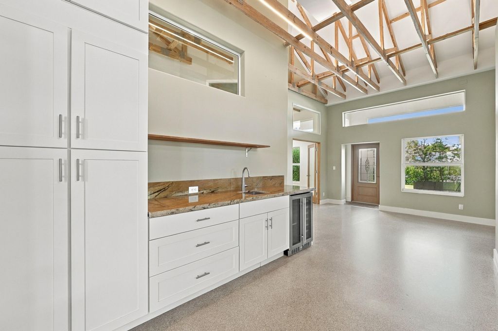 408 NE 23RD Avenue, photo 6