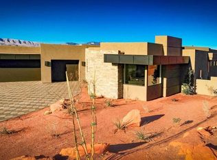 2062 W Cougar Rock Cir, Saint George, UT 84770